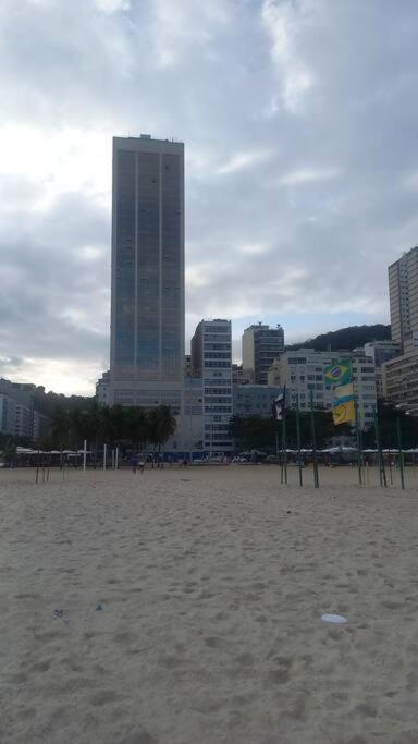 Apartamento Em Copacabana A 100 Metros Da Praia ريو دي جانيرو المظهر الخارجي الصورة