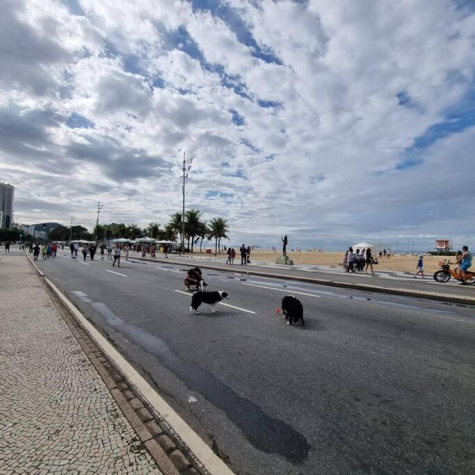 Apartamento Em Copacabana A 100 Metros Da Praia ريو دي جانيرو المظهر الخارجي الصورة